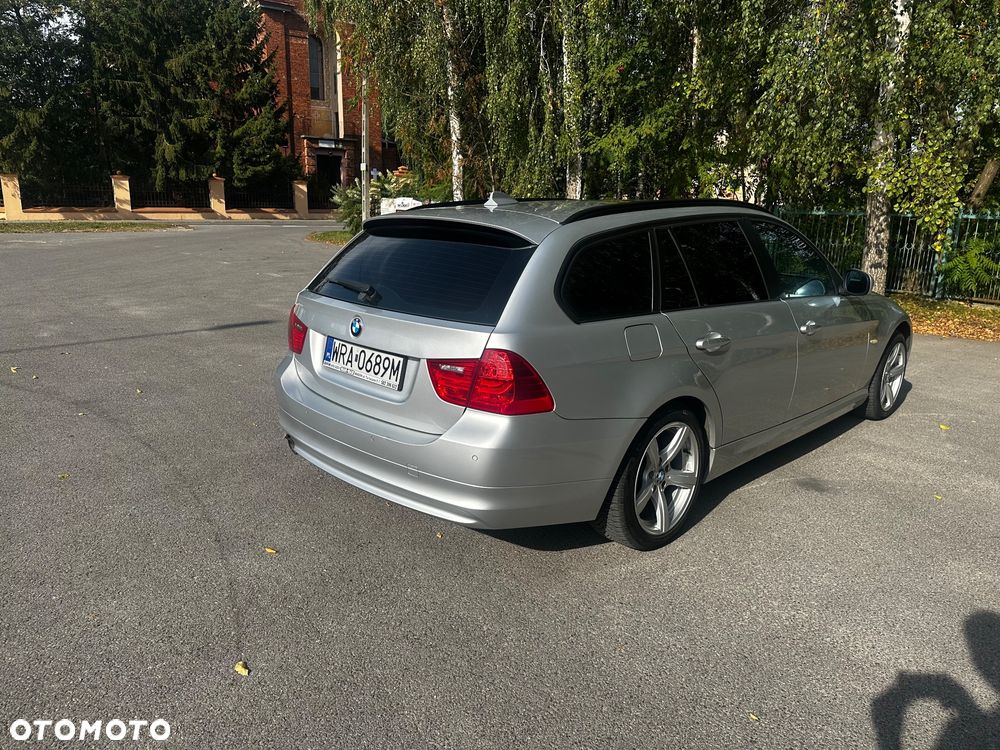 BMW Seria 3 - 22