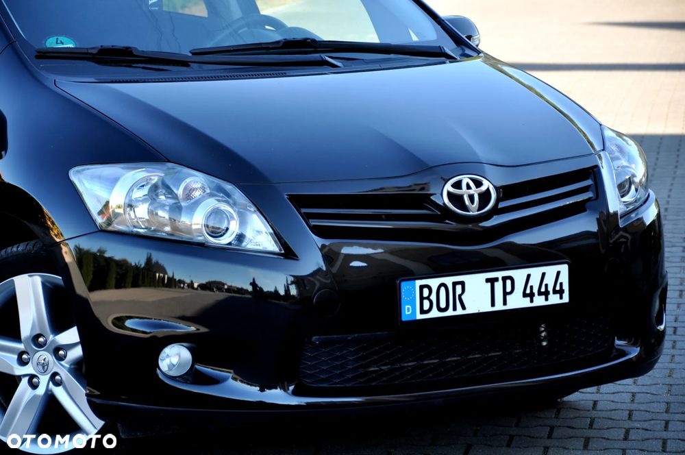Toyota Auris - 17