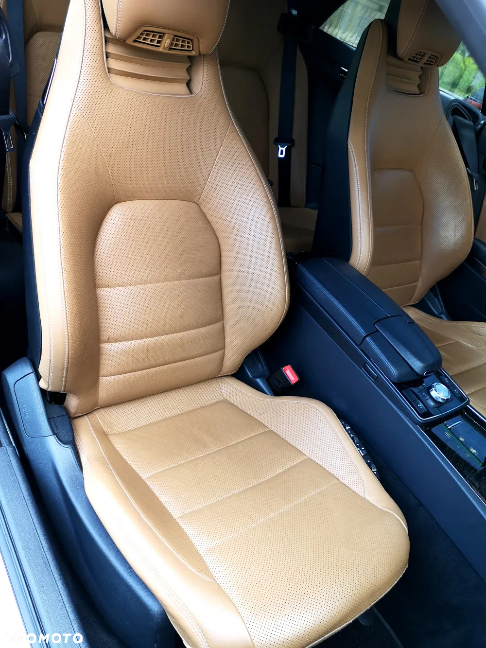 Mercedes-Benz Klasa E 350 BlueTEC Cabrio 7G-TRONIC - 33