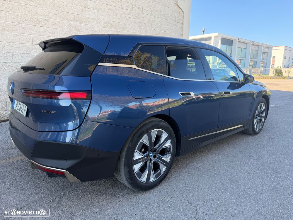 BMW iX xDrive 40 Pack Desportivo - 5