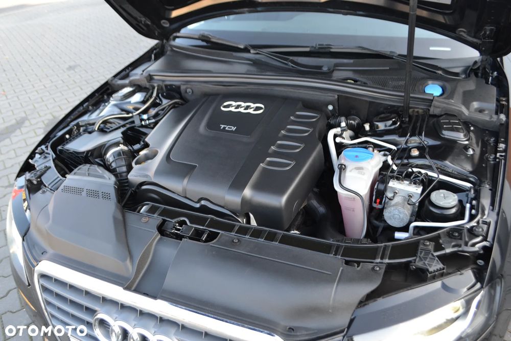 Audi A4 Limousine - 18
