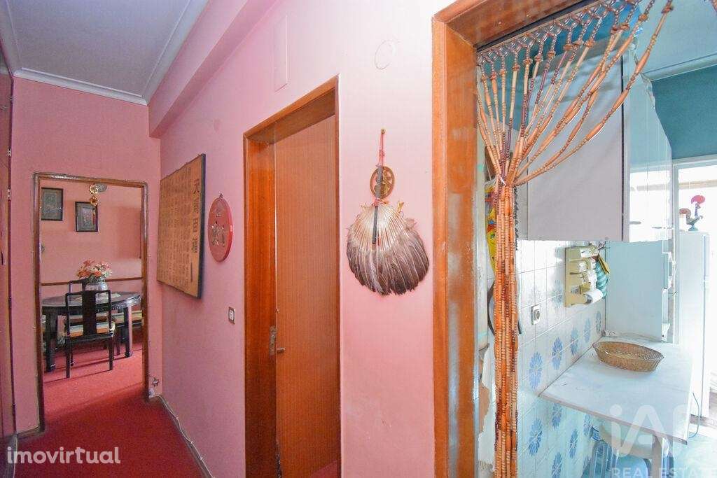 Apartamento T1 em Areeiro de 54 m2 - Grande imagem: 3/19