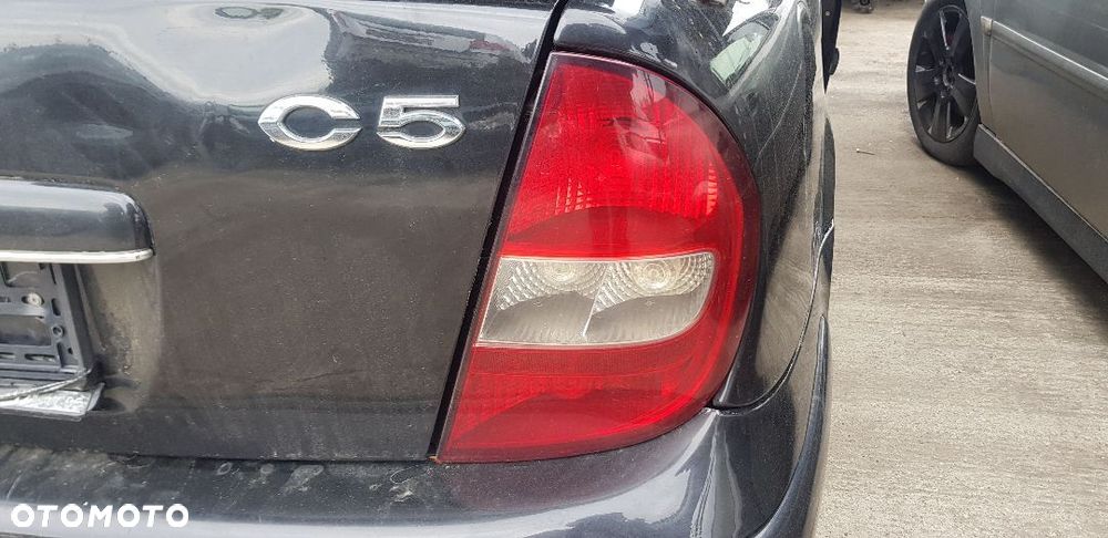 CITROEN C5 I HB LAMPA TYŁ PRAWA - 1