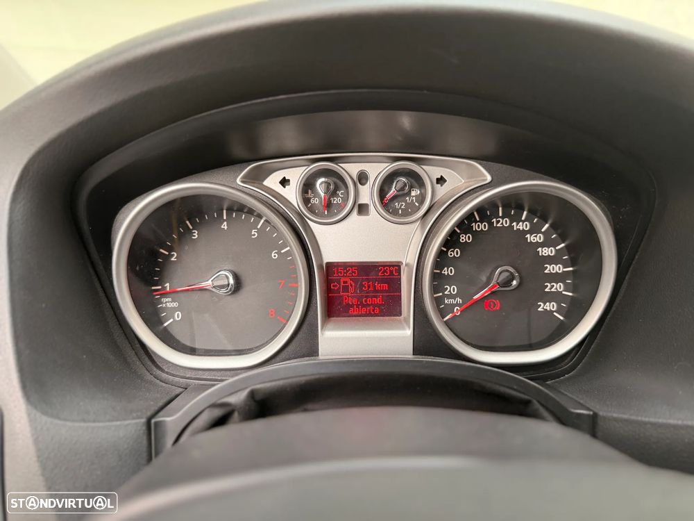 Ford Focus 1.6 Trend - 18