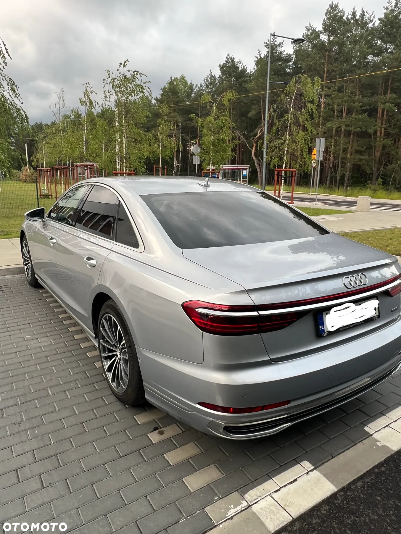 Audi A8 - 6