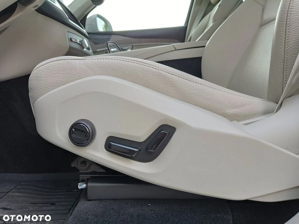 Volvo XC 90 B6 B AWD Inscription 7os - 24