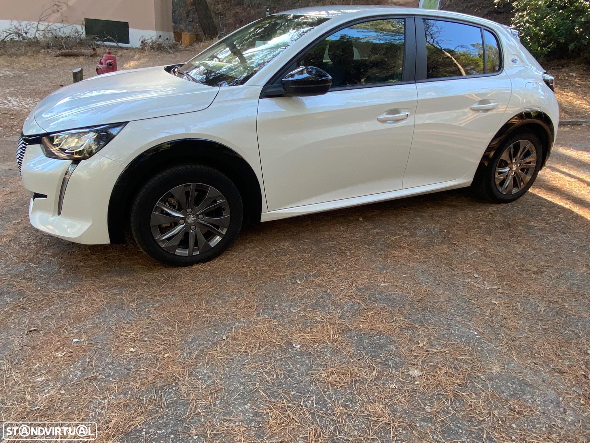 Peugeot e-208 50 kWh Style - 2
