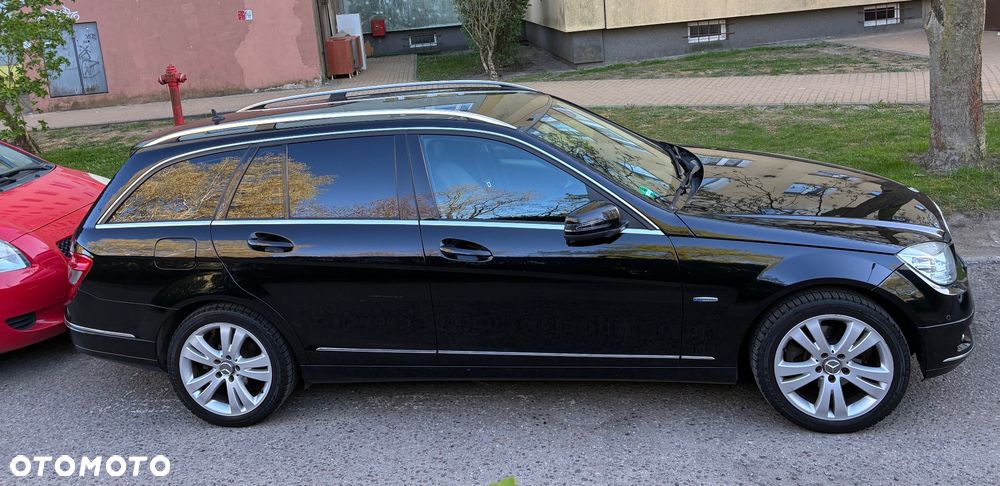 Mercedes-Benz Klasa C 180 CGI Automatik BlueEFFICIENCY Elegance - 6