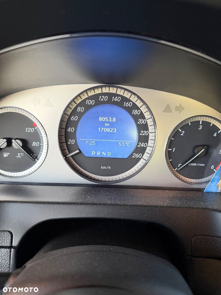 Mercedes-Benz Klasa C 220 CDI DPF Automatik Avantgarde - 2