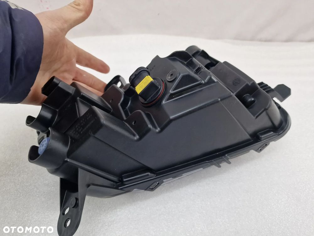 VW POLO VI 6 2G0 17- PRAWY LED / DRL HALOGEN , ŁADNY , NR 2G0941662 , NR AUKCJI LPP57 - 7