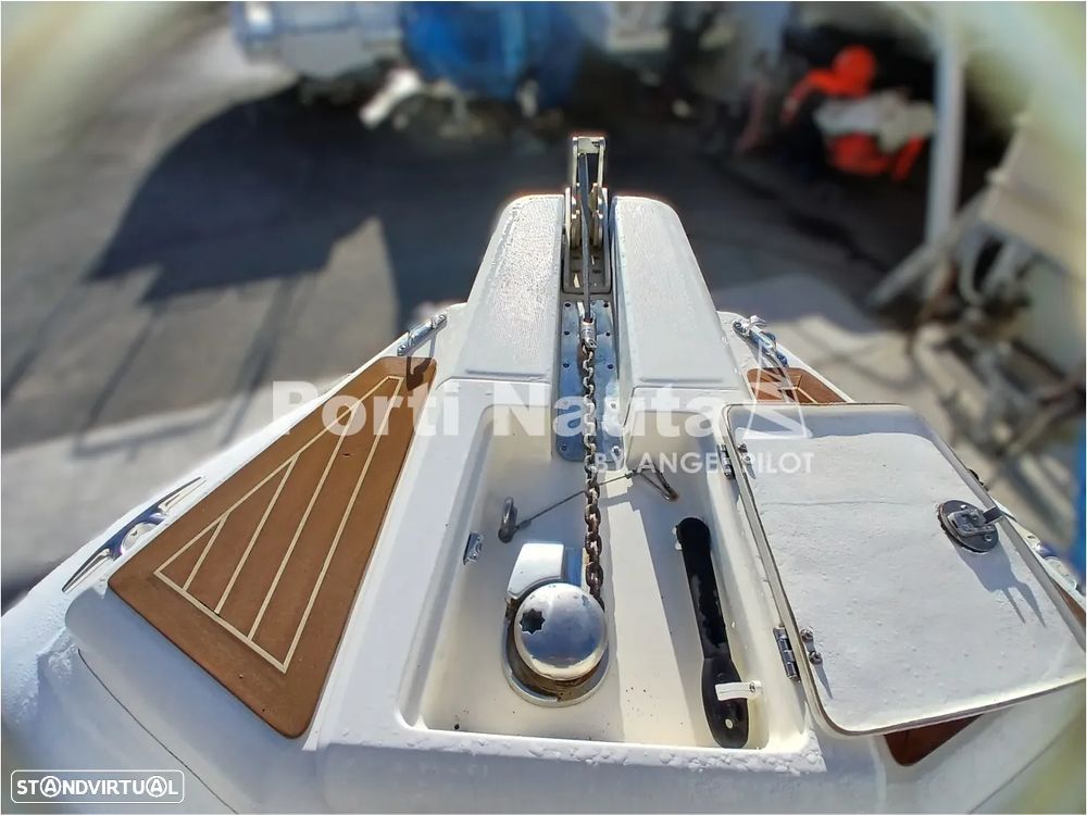 Capelli Tempest 850 Open - 10