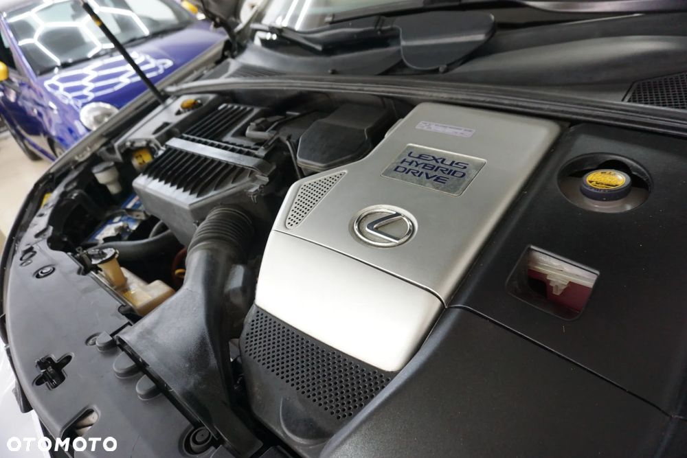 Lexus RX 400h (hybrid) - 12