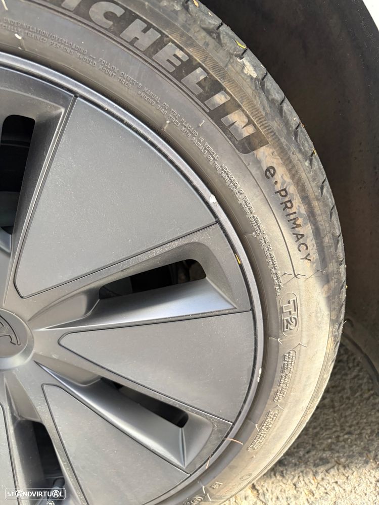 Tesla Model 3 Tração Traseira Premium - 16