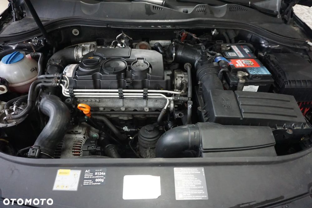 Volkswagen Passat 2.0 TDI DSG Comfortline - 13