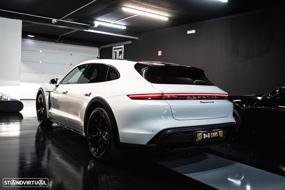 Porsche Taycan Cross Turismo 4S Sport bateria Performance Plus - 27