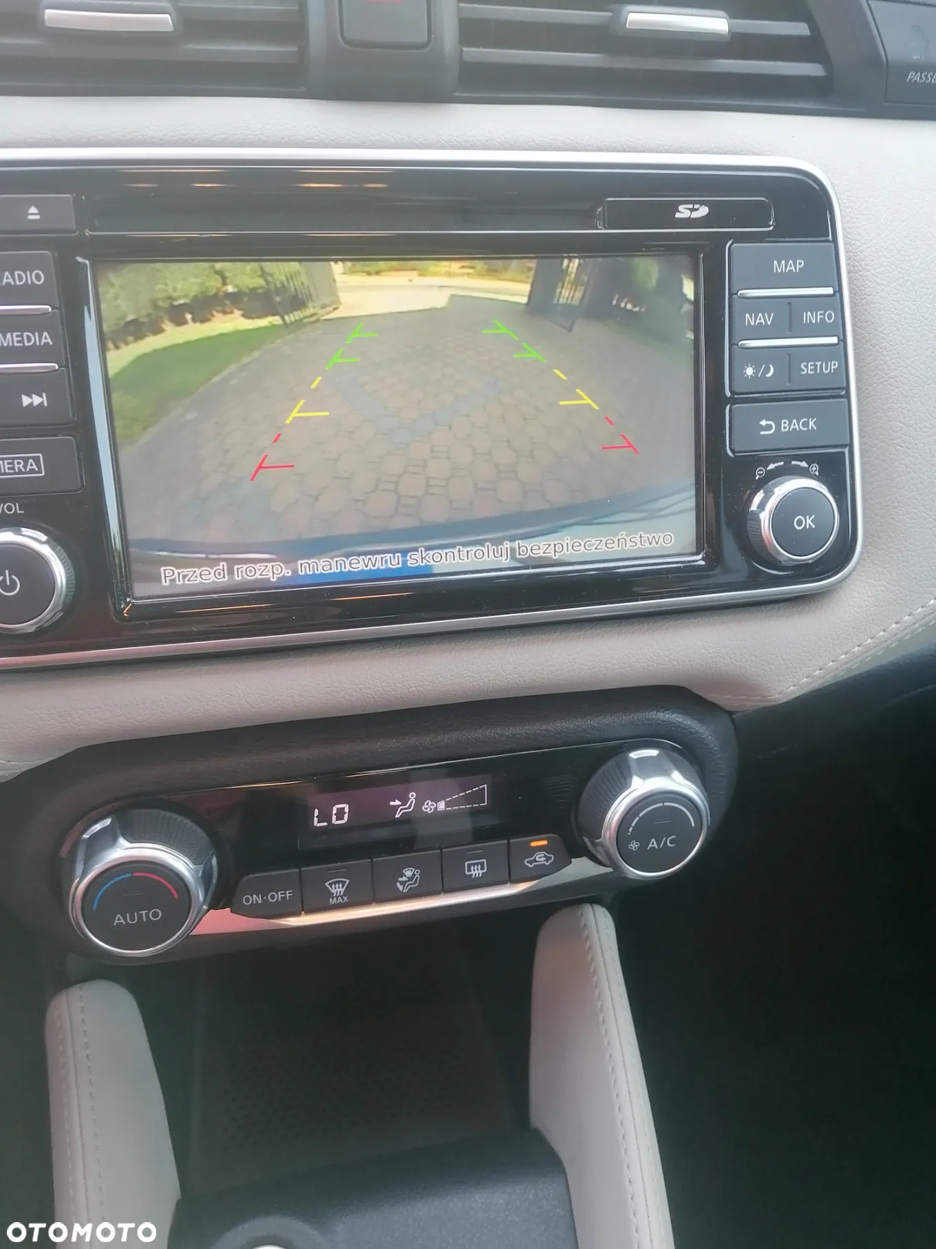 Nissan Micra 0.9 IG-T BOSE Personal Edition - 16