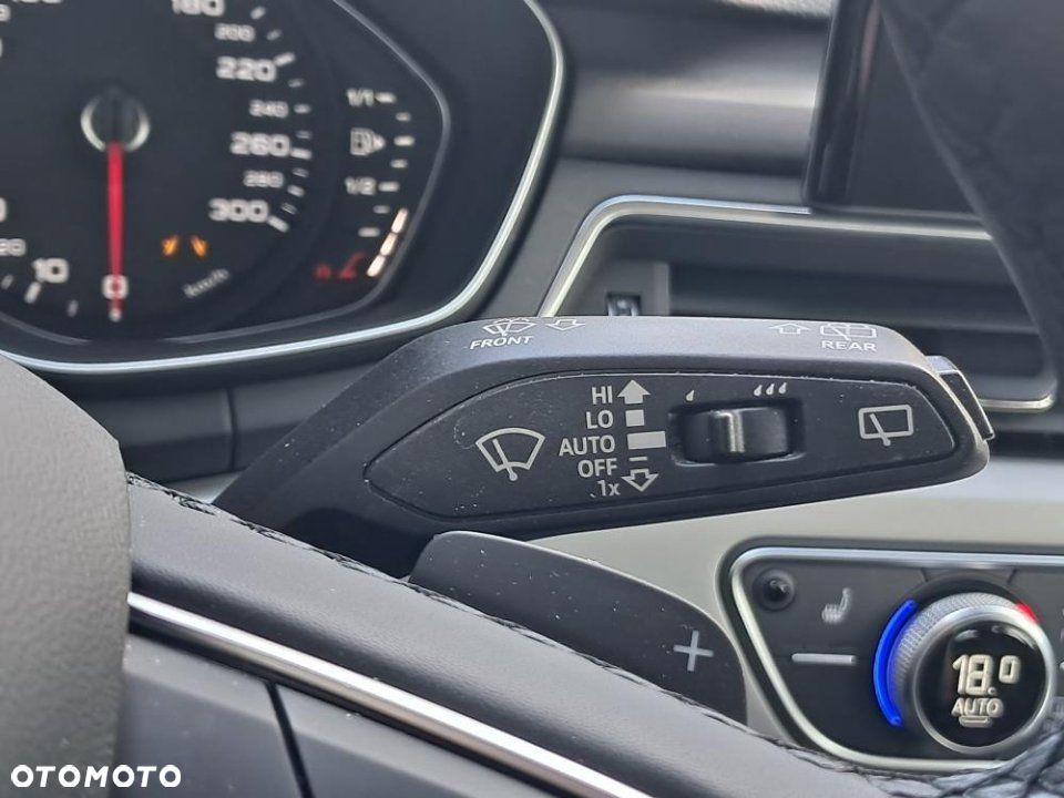 Audi A4 Avant - 25