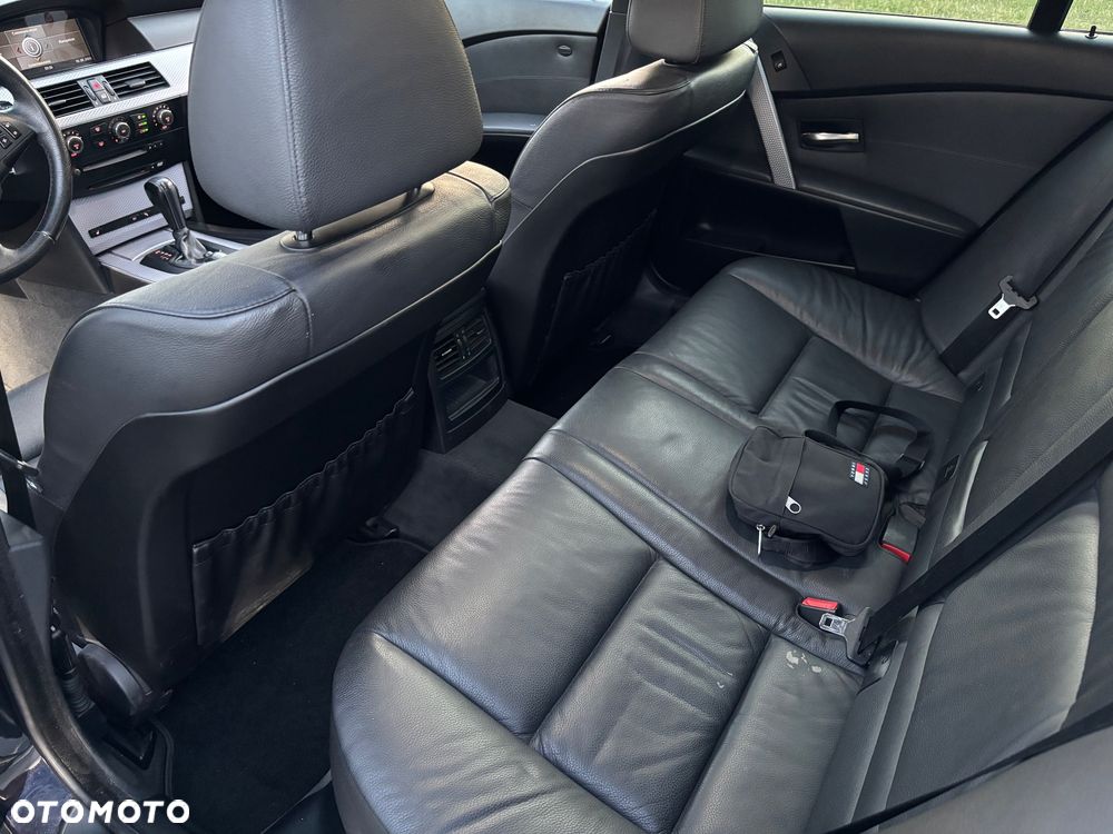 BMW Seria 5 535d - 30