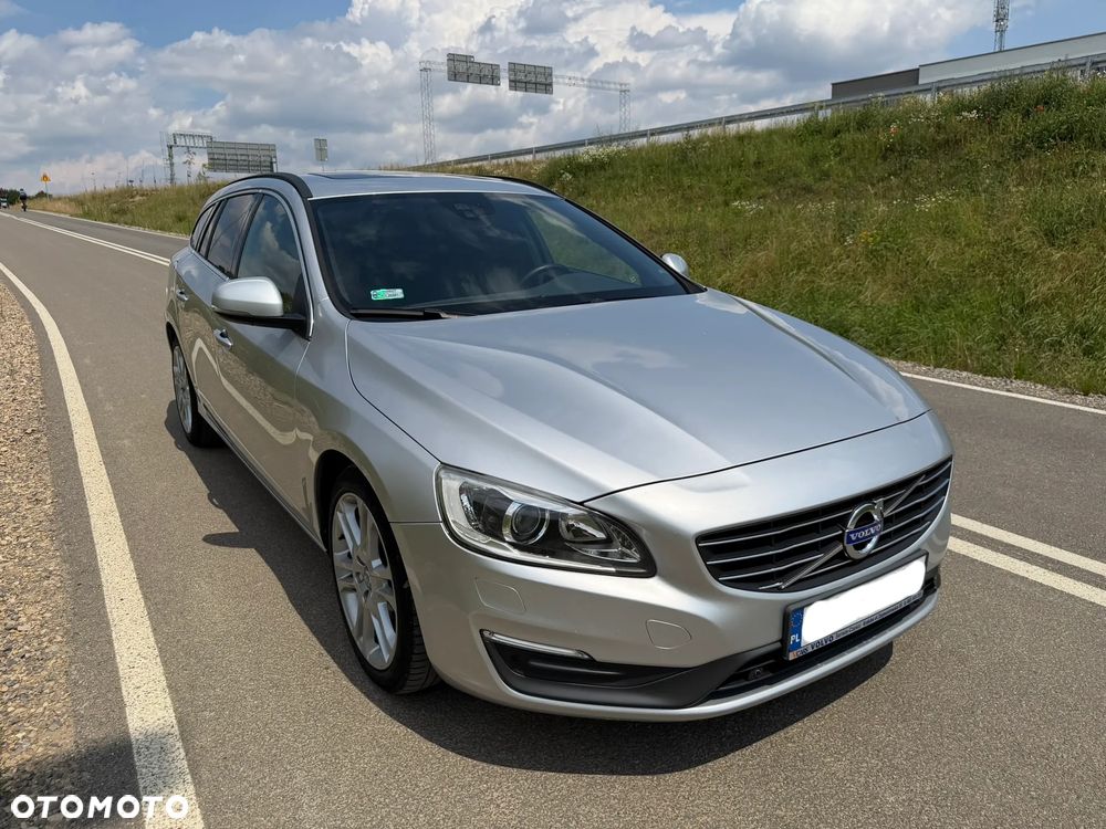 Volvo V60 D4 Drive-E Summum - 1