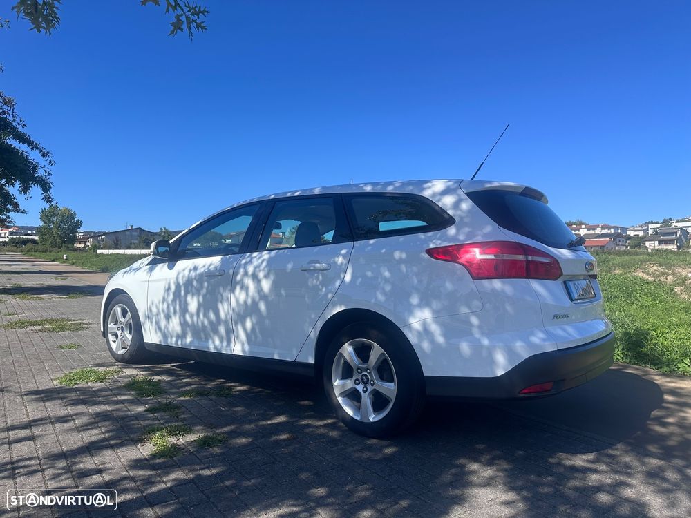 Ford Focus SW 1.0 EcoBoost S&S Business Edition - 3
