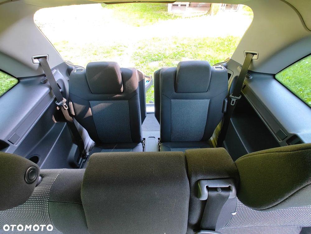 Opel Zafira - 17