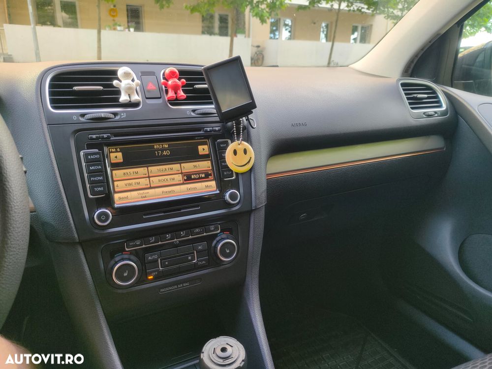 VOLKSWAGEN Golf 2010 — imagine 13
