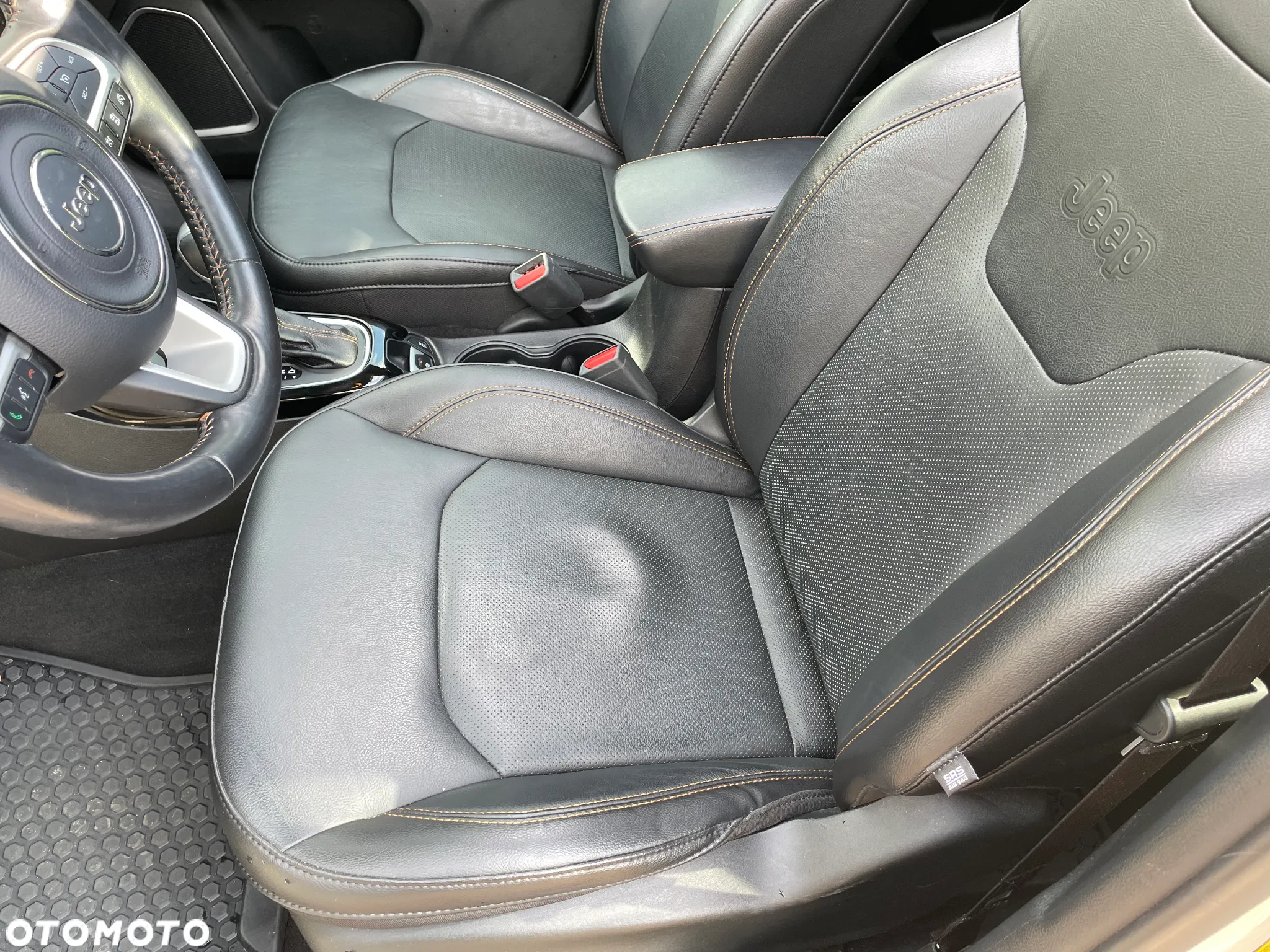 Jeep Compass 2.0 MJD Limited 4WD S&S - 33