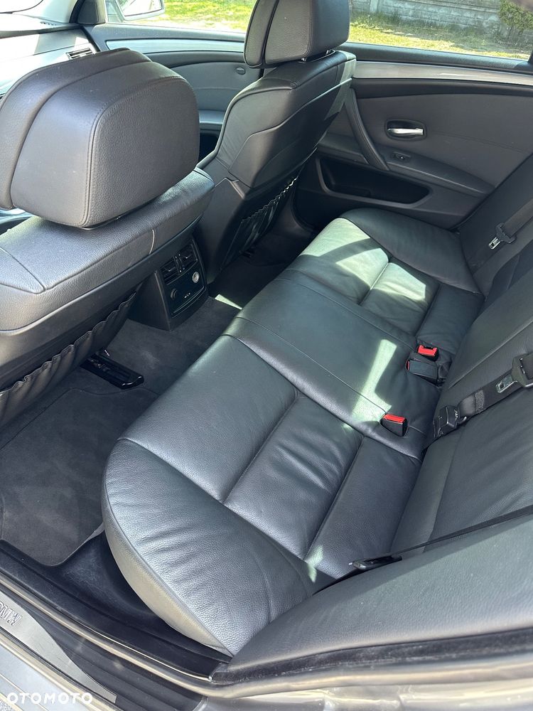 BMW Seria 5 - 10