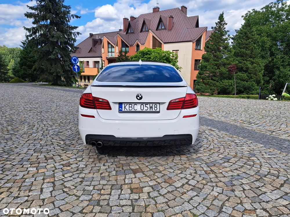 BMW Seria 5 528i xDrive - 6