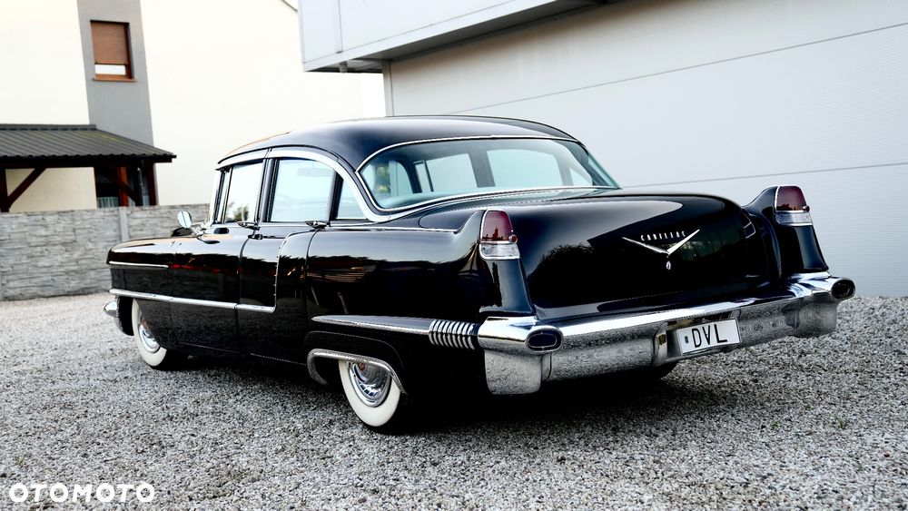 Cadillac Deville - 3