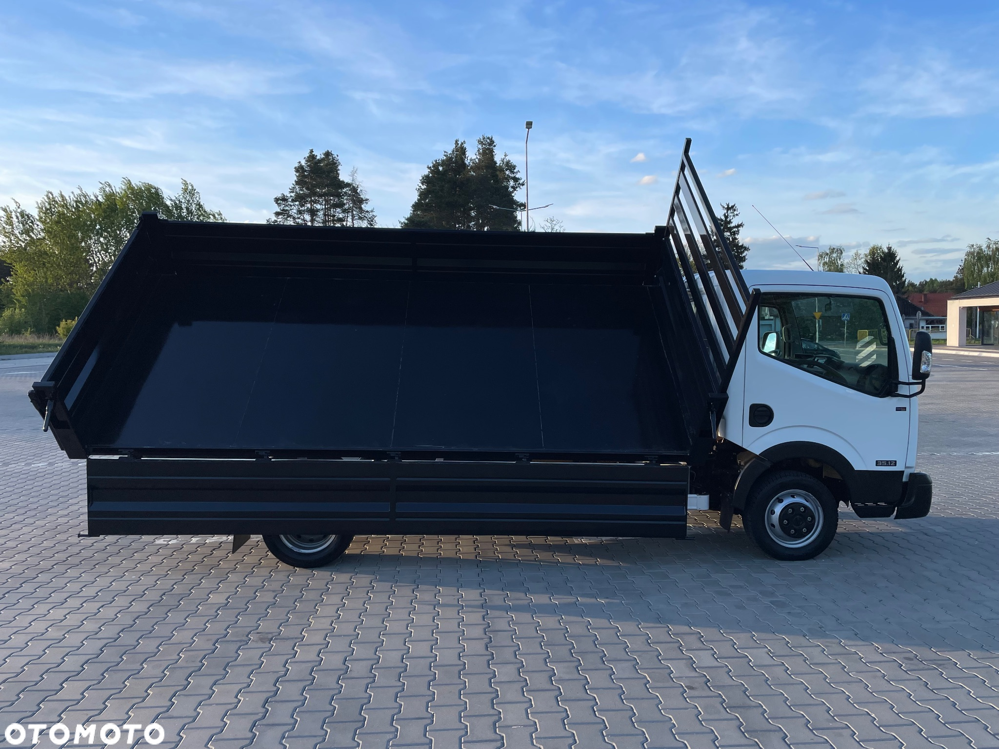 Nissan Cabstar - 24