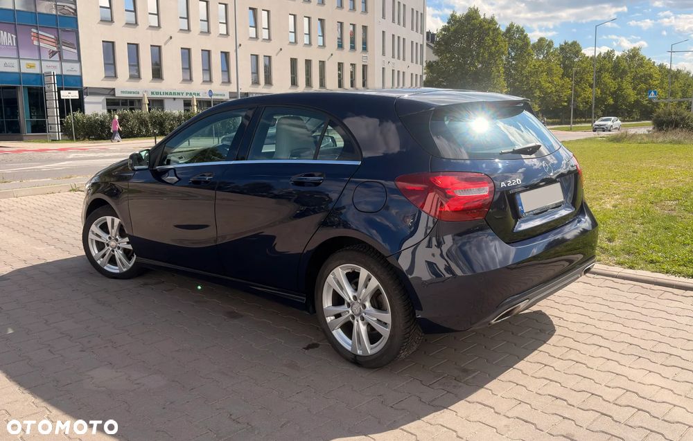 Mercedes-Benz Klasa A 220 4-Matic Urban - 7