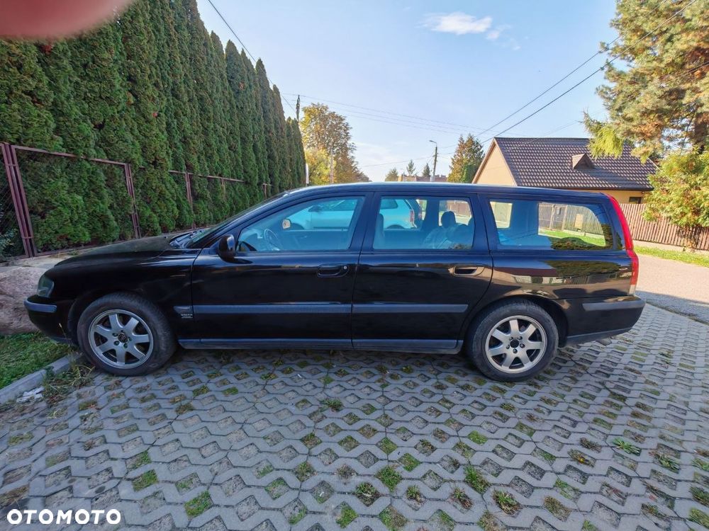 Volvo V70 - 1