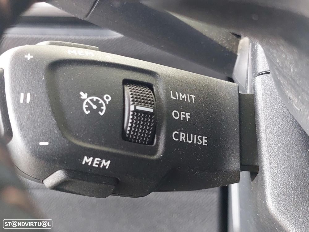 Peugeot 3008 1.5 BlueHDi Active Pack - 25