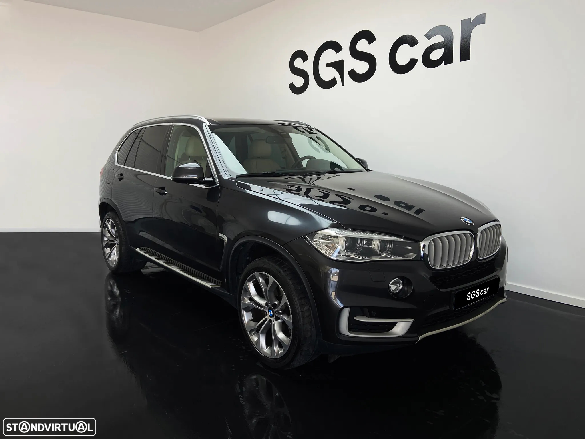 BMW X5 25 d sDrive Comfort 7L - 6