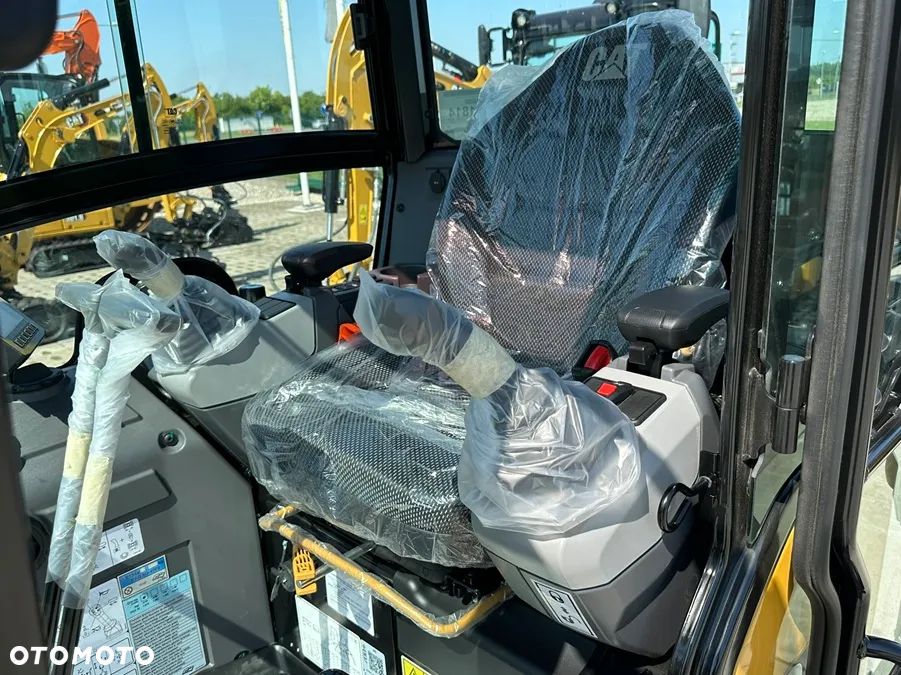 Caterpillar 301.8 Gwarancja Fabryczna  3 Lata ! - 24
