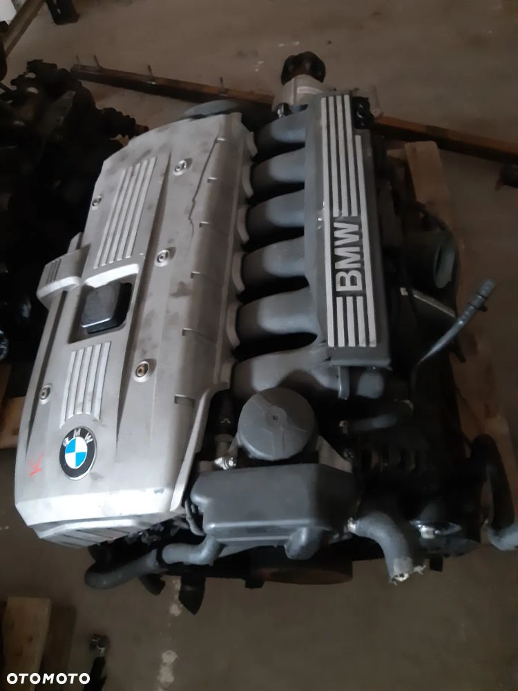 Silnik  BMW N52b30 - 3