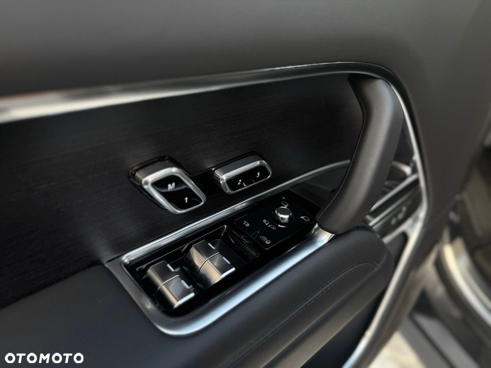 Land Rover Range Rover - 8