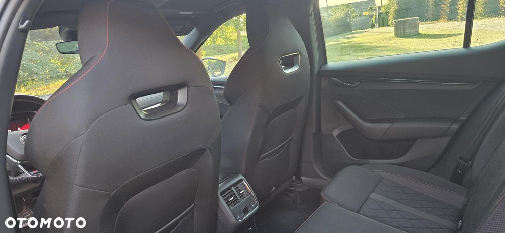 Skoda Octavia 2.0 TDI 4x4 RS DSG - 6