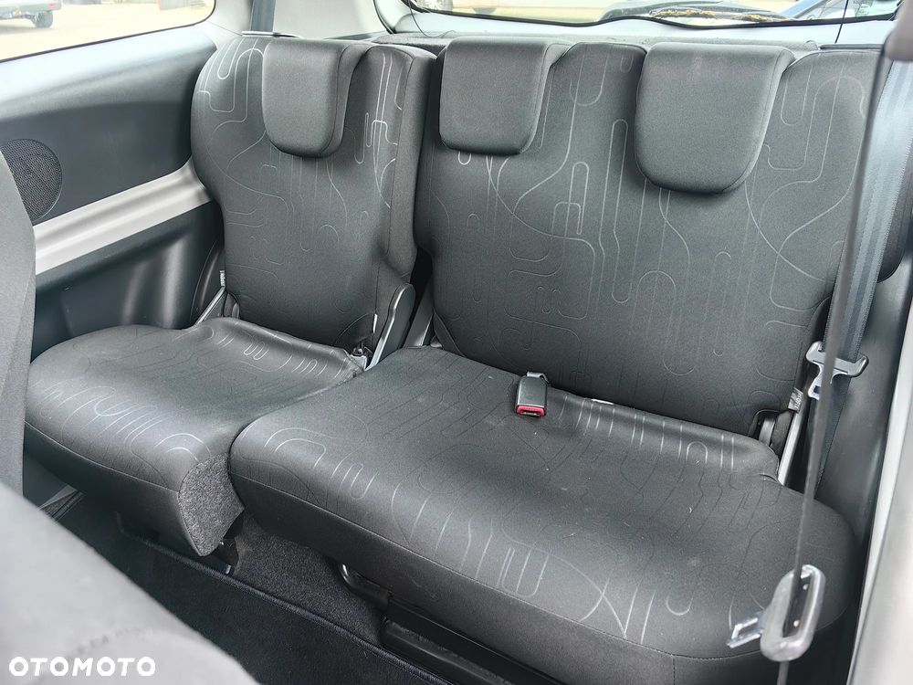 Toyota Yaris 1.0 Entry EU5 - 12