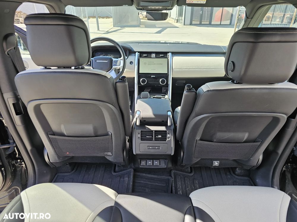 Land Rover Discovery 3.0D 250 MHEV R-Dynamic SE - 8