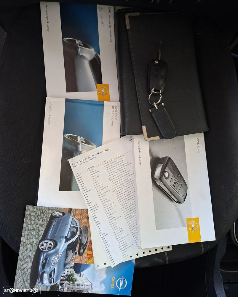 Opel Corsa 1.2 Cosmo - 19