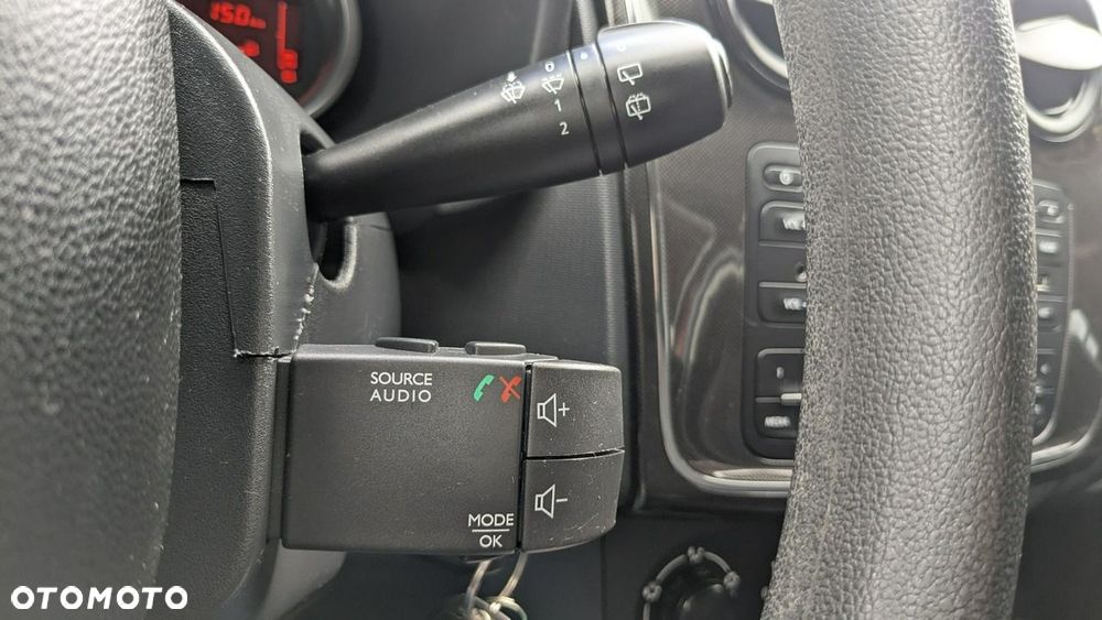 Dacia Sandero 0.9 TCe Laureate S&S - 28