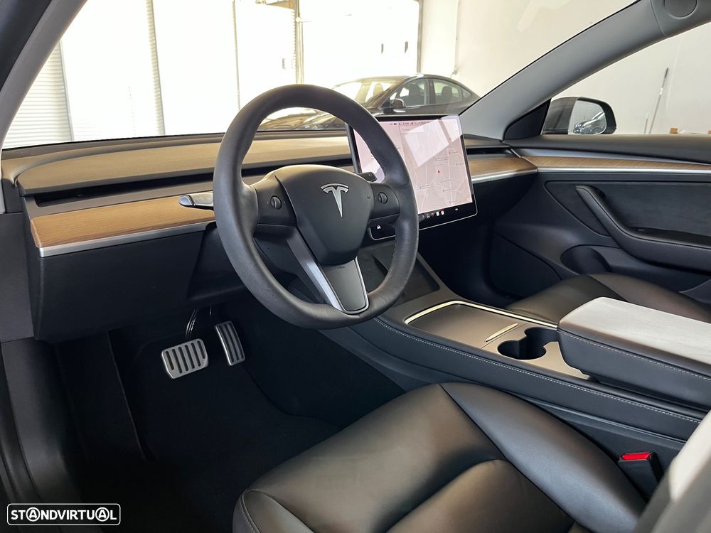 Tesla Model 3 Standard Range Plus RWD - 5