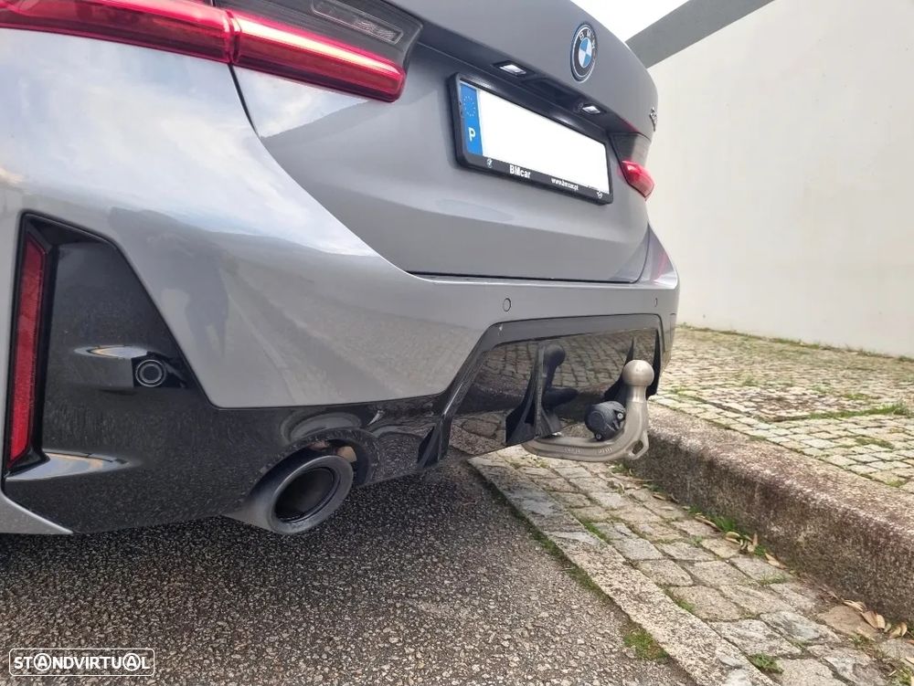 BMW 330 e Pack Desportivo M Auto — fotografia 10
