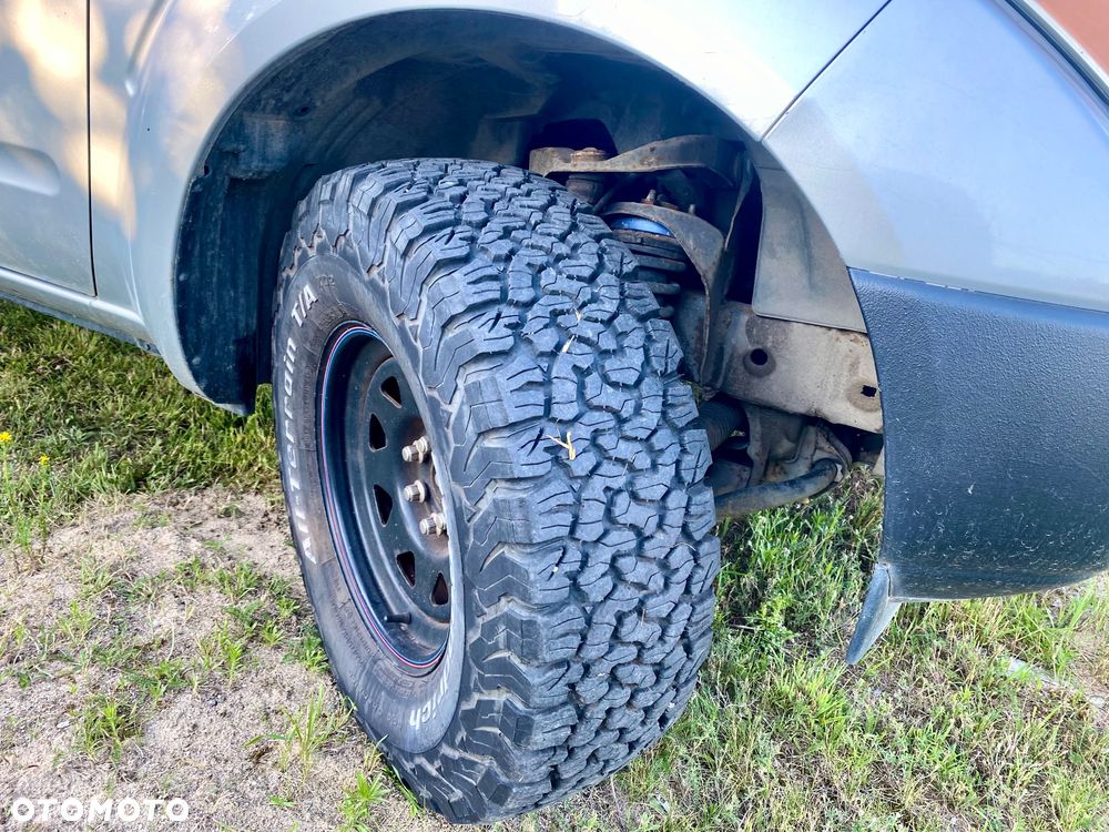 Nissan Frontier - 12