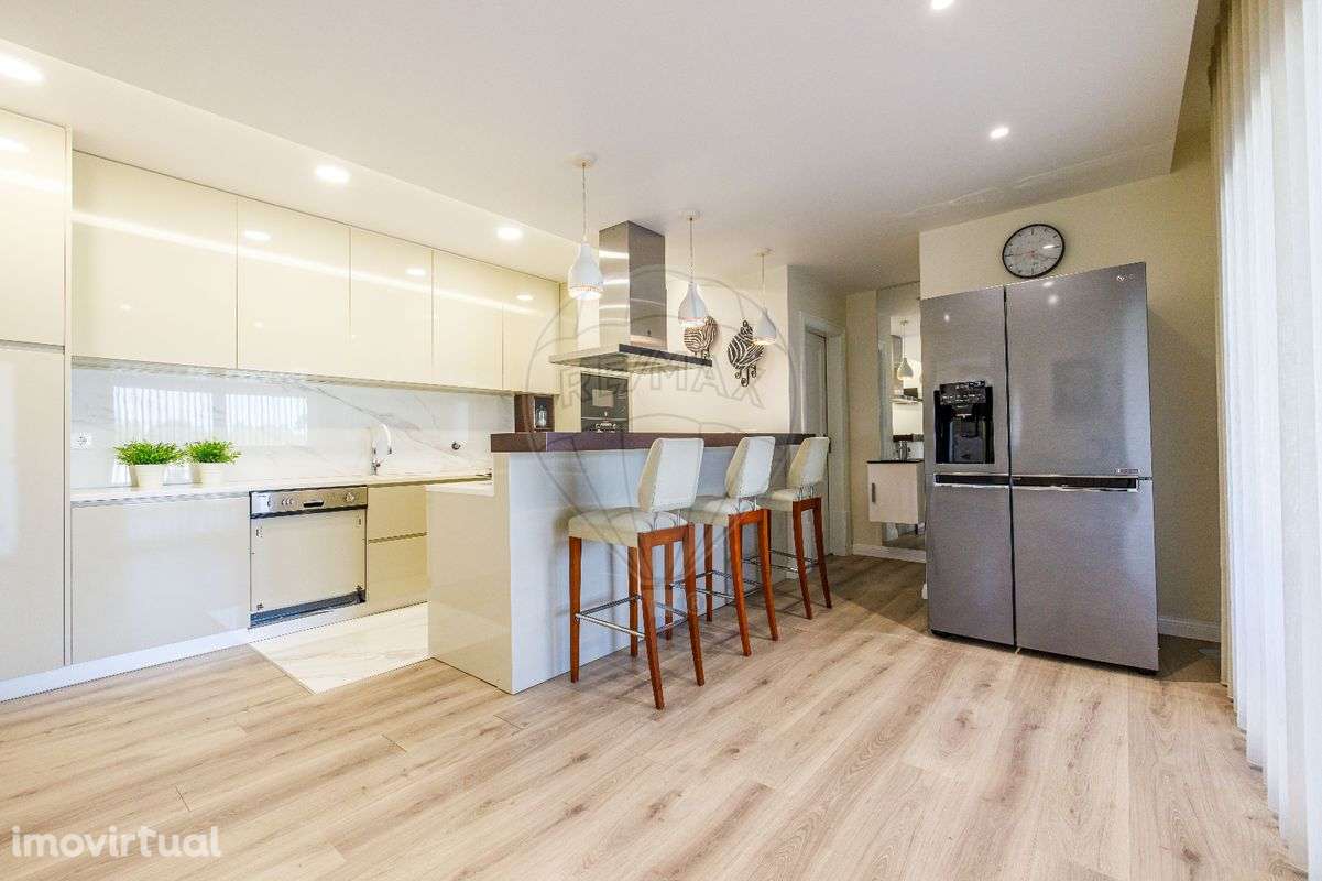 Moradia T4 para venda - Grande imagem: 3/50