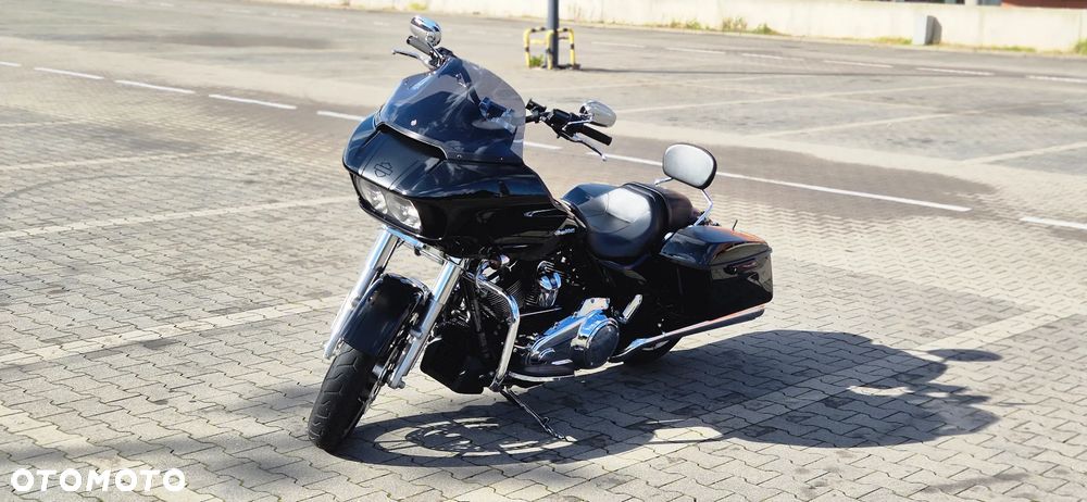 Harley-Davidson Touring Road Glide - 4