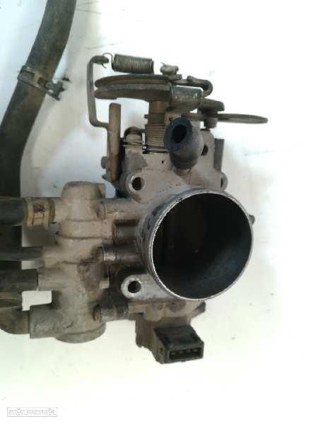 CORPO DE BORBOLETAS TOYOTA CARINA T19 - 1