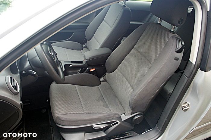 Audi A3 3-drzwiowe 1.6 Ambiente - 17